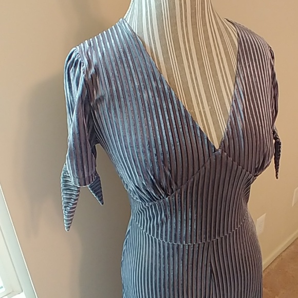 NWT Gorgeous dress - Picture 4 of 8